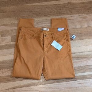 Old Navy Women's Skinny Jeans in Mustard Orange